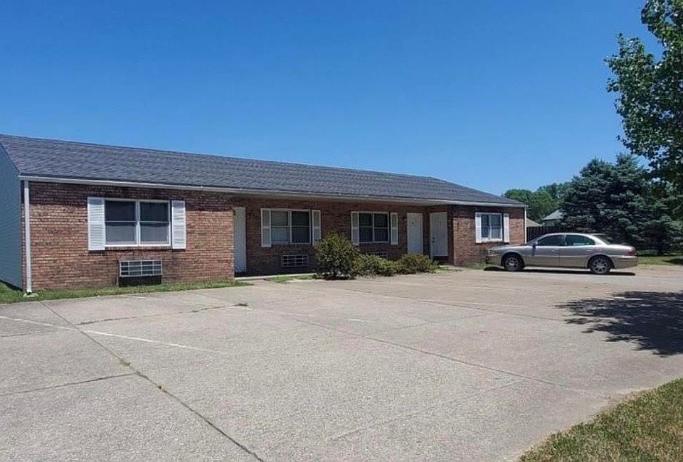 1st image of 7932 Faye Ln