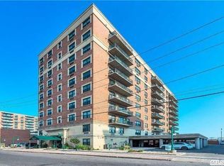 26 W Broadway Blvd #202, Long Beach, NY 11561