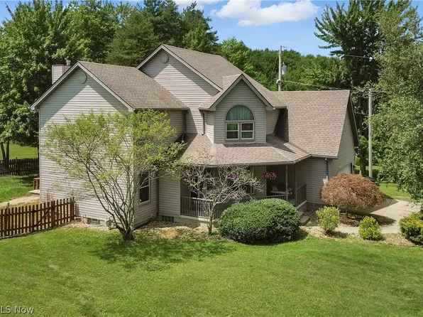 8241 Akron Canfield Rd, Canfield, OH 44406