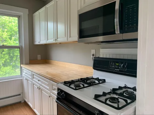 344 Lawton St #3, Fall River, MA 02721
