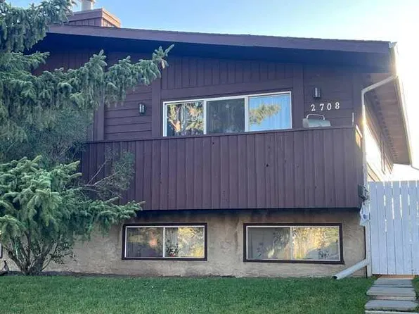 2708 W 46th St SE, Calgary, AB T2B 2N8