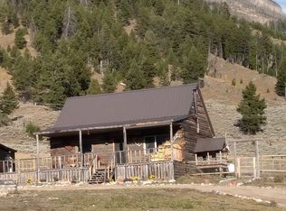 4 Bugle Ln, Cody, WY 82414