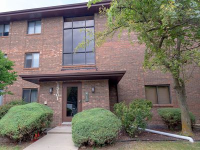 15101 Quail Hollow Dr APT 702, Orland Park, IL, 60462