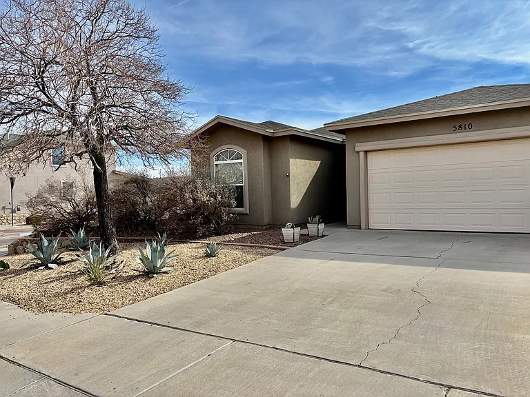 5810 Redstone Mesa Ct — Photo 4