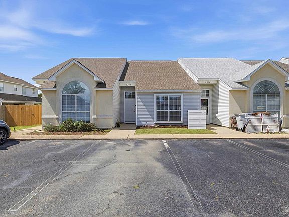 2nd image of 3212 Fernwood Dr