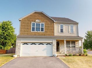 468 Butterfly Rd, Bolingbrook, IL 60490