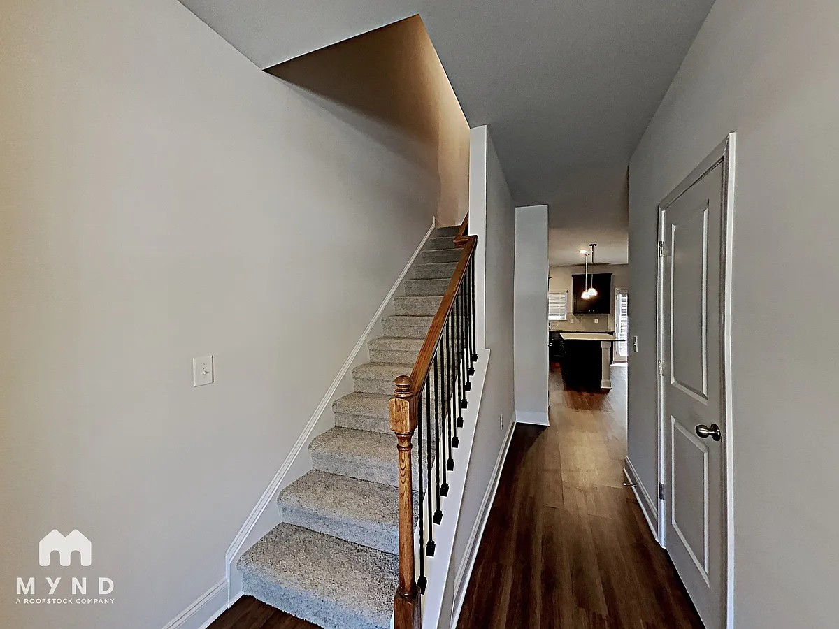 Building Photo - 10143 Benton Woods Dr