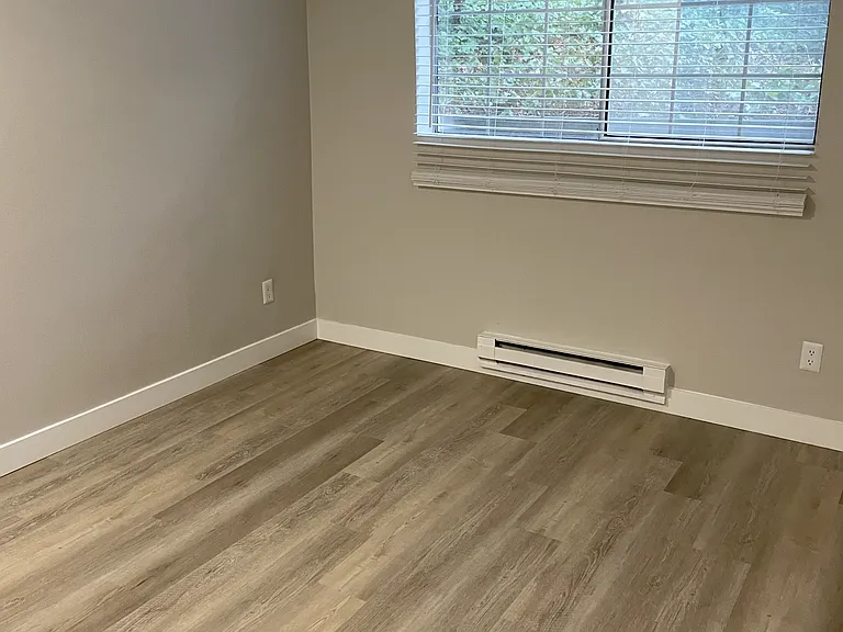 Redmond Park Apts — Photo 36