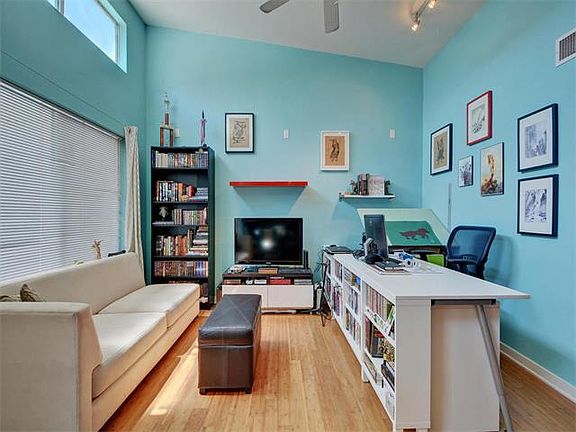 5th image of 2200 Dickson Dr APT 225