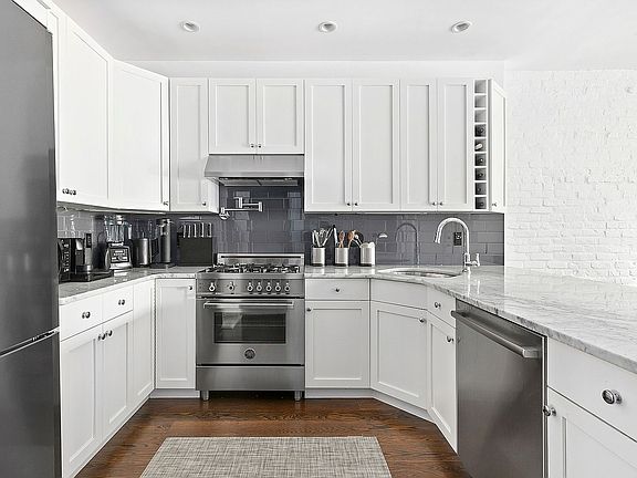 5th image of 148 Degraw St APT 2