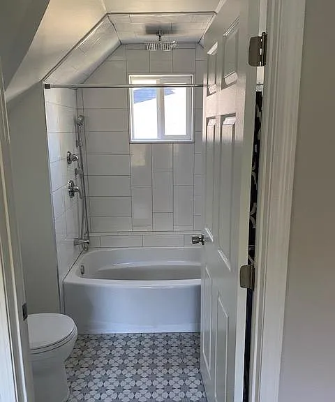33 Roberts St #3 — Photo 3