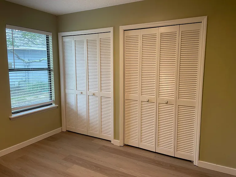 Middle bedroom- lots of closet space.