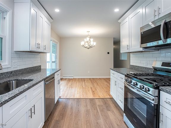 2nd image of 6852 Glenella Dr