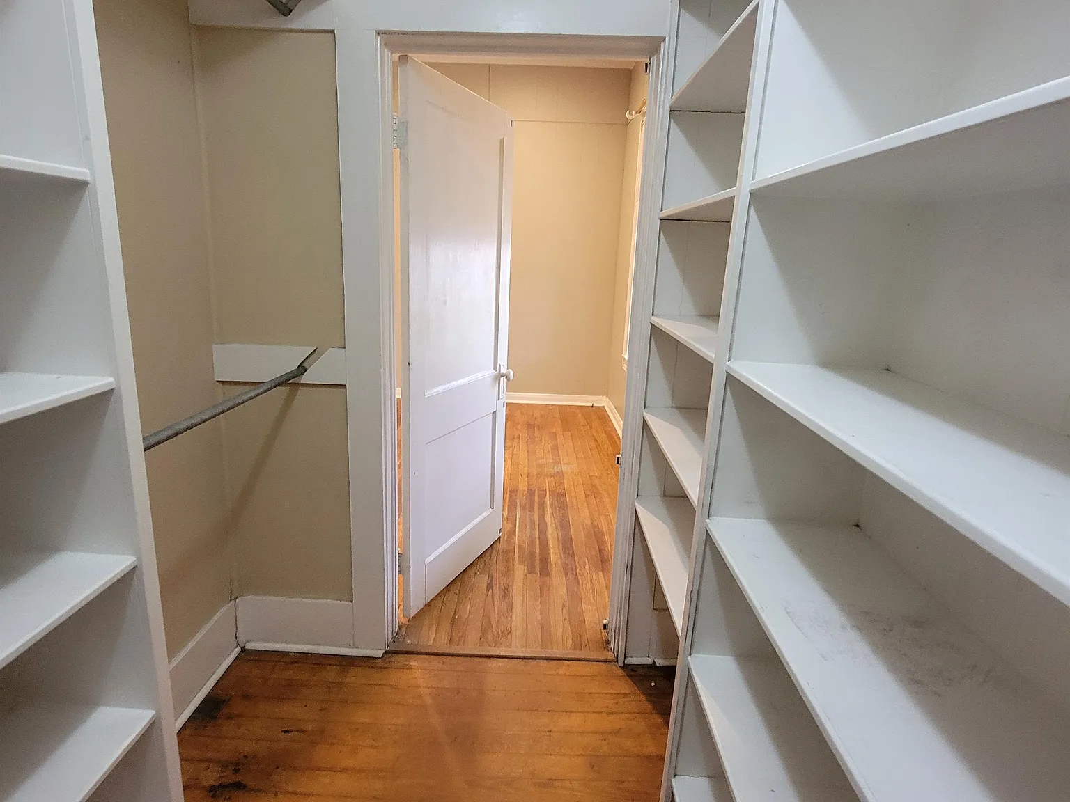 3806 Green Duplex - North — Photo 2