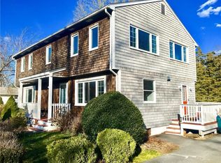 14 Dorothy Ave, Portsmouth, RI 02871