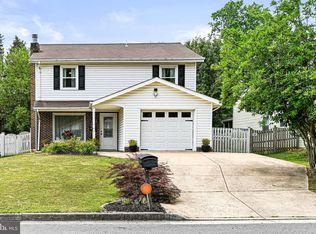 304 Hanford Ct, Sterling, VA 20164