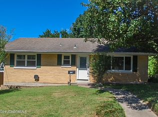 115 Pierce St, Jefferson City, MO 65101