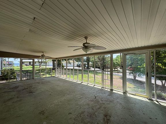 4th image of 14225 Dogwood Rd
