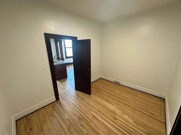 303 1/2 Grand Ave #6 — Photo 6
