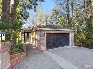 11317 100th Ave NE, Kirkland, WA 98033