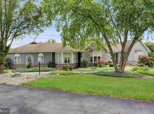 96 Wheatland Rd, Lewisberry, PA 17339