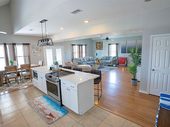 5th image of 2599 Breaker Dr