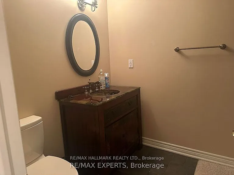 74 Colonel Bertram Rd — Photo 7