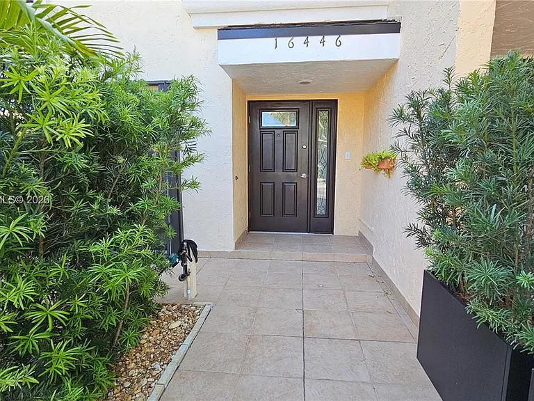 16446 NE 27th Pl #Townhouse 38 — Photo 23