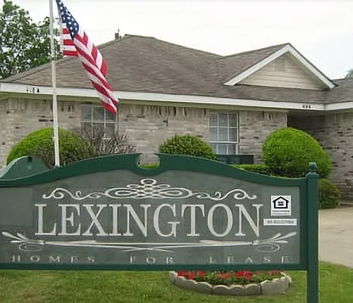 Lexington Arms Photo 1