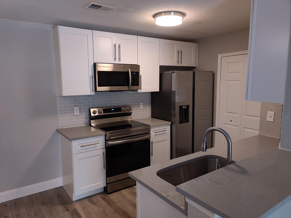 1st image of 8915 Latrec Ave APT 211