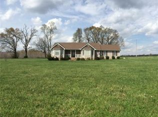 2957 Hawkersmith Rd, Manchester, TN 37355