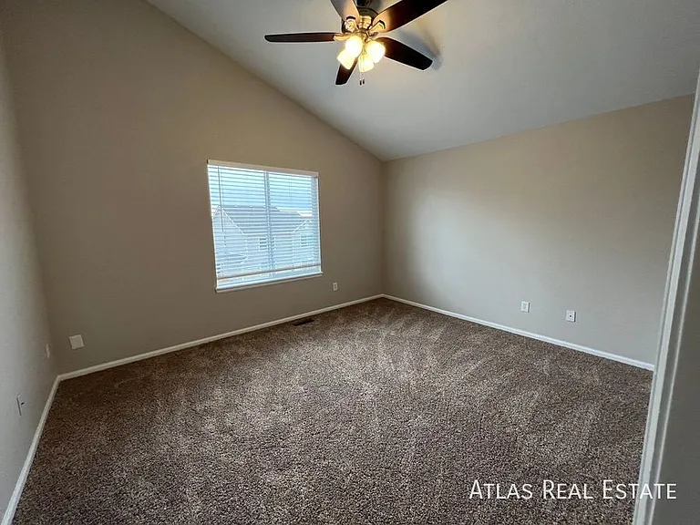 4413 Centerville Dr — Photo 8