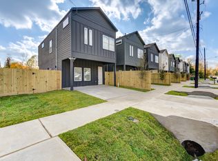 1211 Dewalt St, Houston, TX 77088