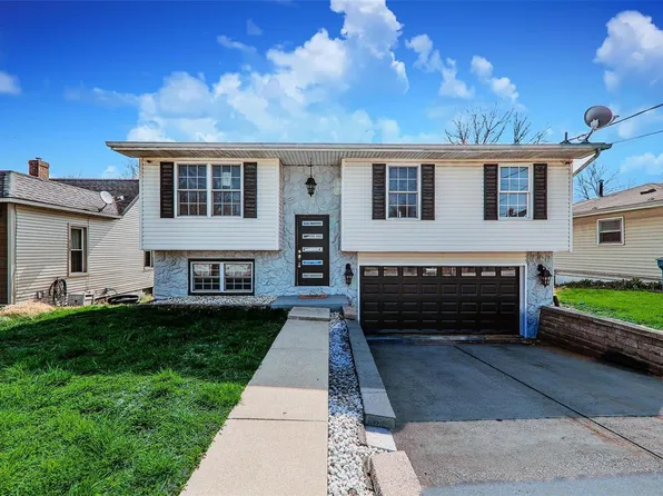 668 Burroughs Ave, Collinsville, IL 62234