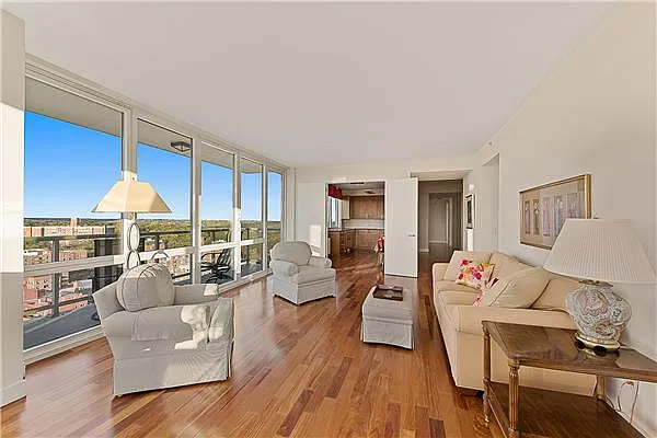 Sold by Exclusive Properties Sotheby's International Realty | media 5