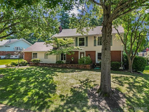 2nd image of 480 Maymont Dr