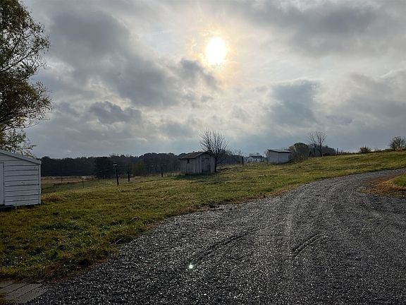 5th image of 1798 County Road 24 N