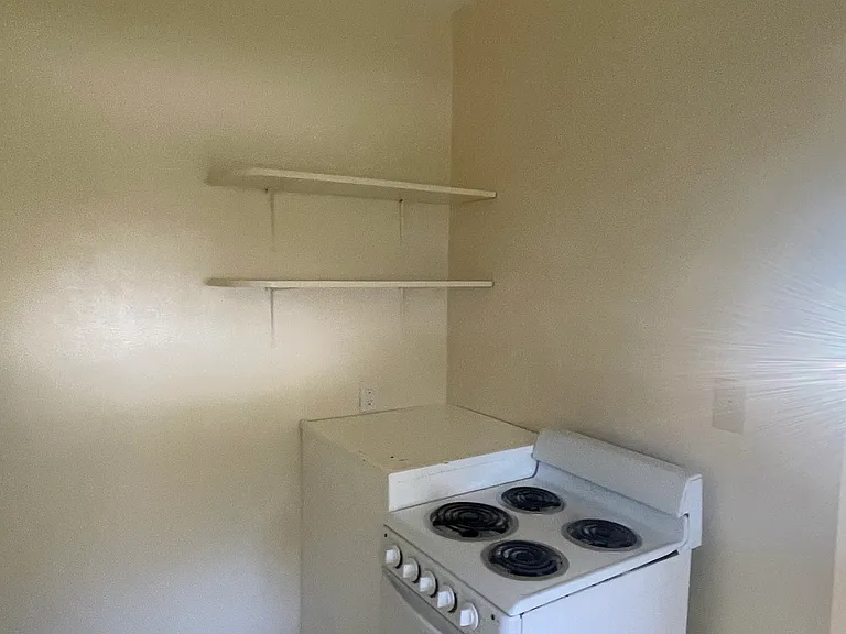 1200 Cherry St NE #1 — Photo 7