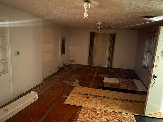 1st image of 2024 Crystal St