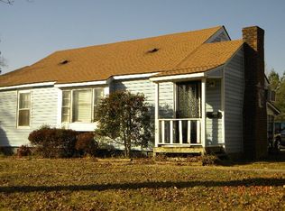 439 Taylor St, Dresden, TN 38225