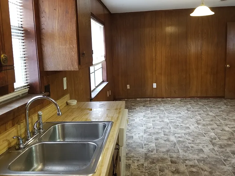 127 Elden Way — Photo 10