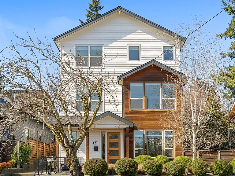 4311 N Borthwick Ave #1 — Photo 30