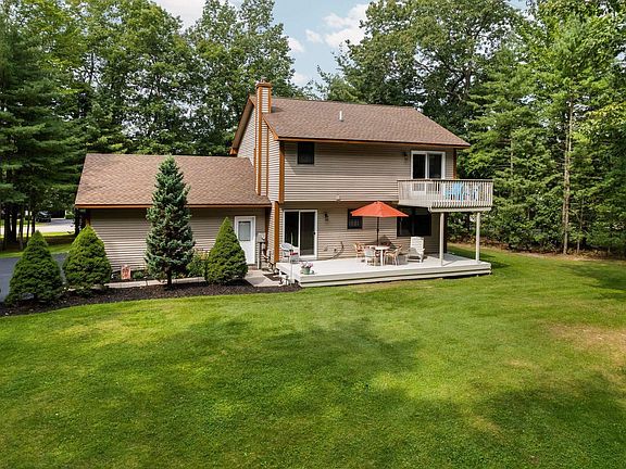 4th image of 1599 White Oak Ln