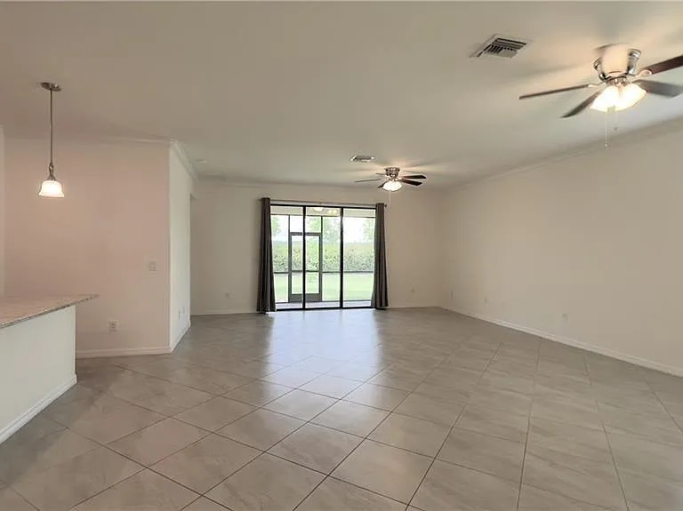 14060 Vindel Cir — Photo 5