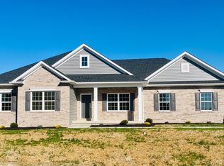 18804 Island Dr, Hagerstown, MD 21742