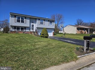 2731 Danielle Dr, Dover, PA