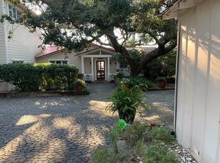 8863 Redfish Point Rd, Lillian, AL 36549