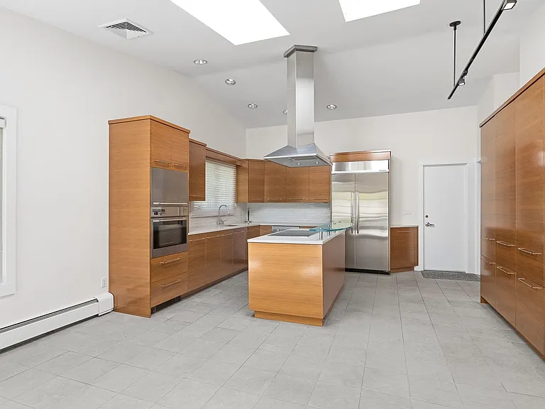 12 Wyeth Ct — Photo 10