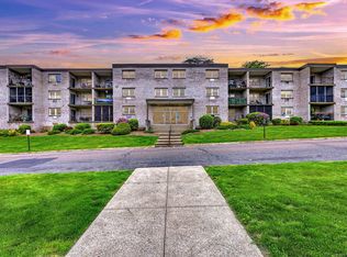 308 Meadowside Rd APT 101, Milford, CT 06460