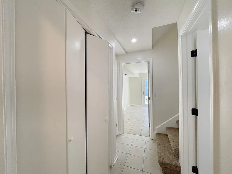 1415 La Chateau Dr — Photo 45